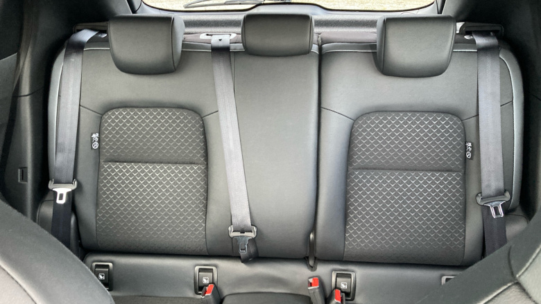 Nissan Juke 1.6 Hybrid N-Connecta 5dr Auto Hybrid Hatchback